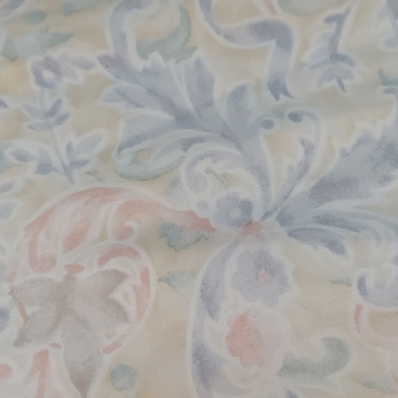 Liz Claiborne Ladies top 100% silk long sleeve flower pattern - Picture 7 of 7